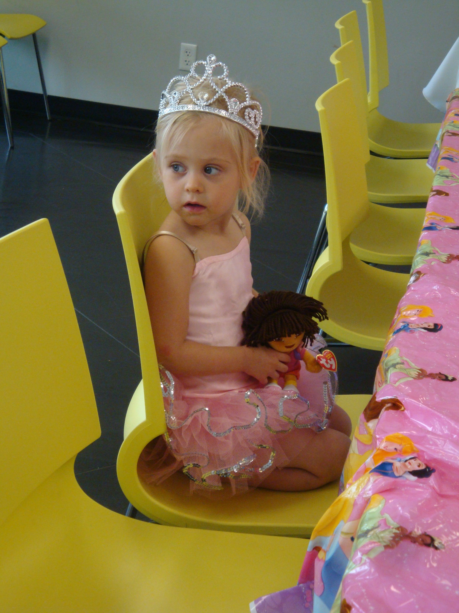 2011-05-29-Sydney's 3rd BD-02.jpg